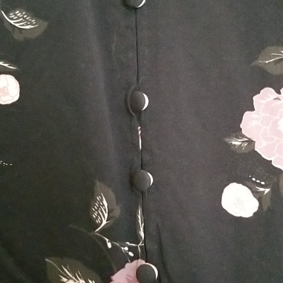 Torrid blouse - Picture 2 of 2